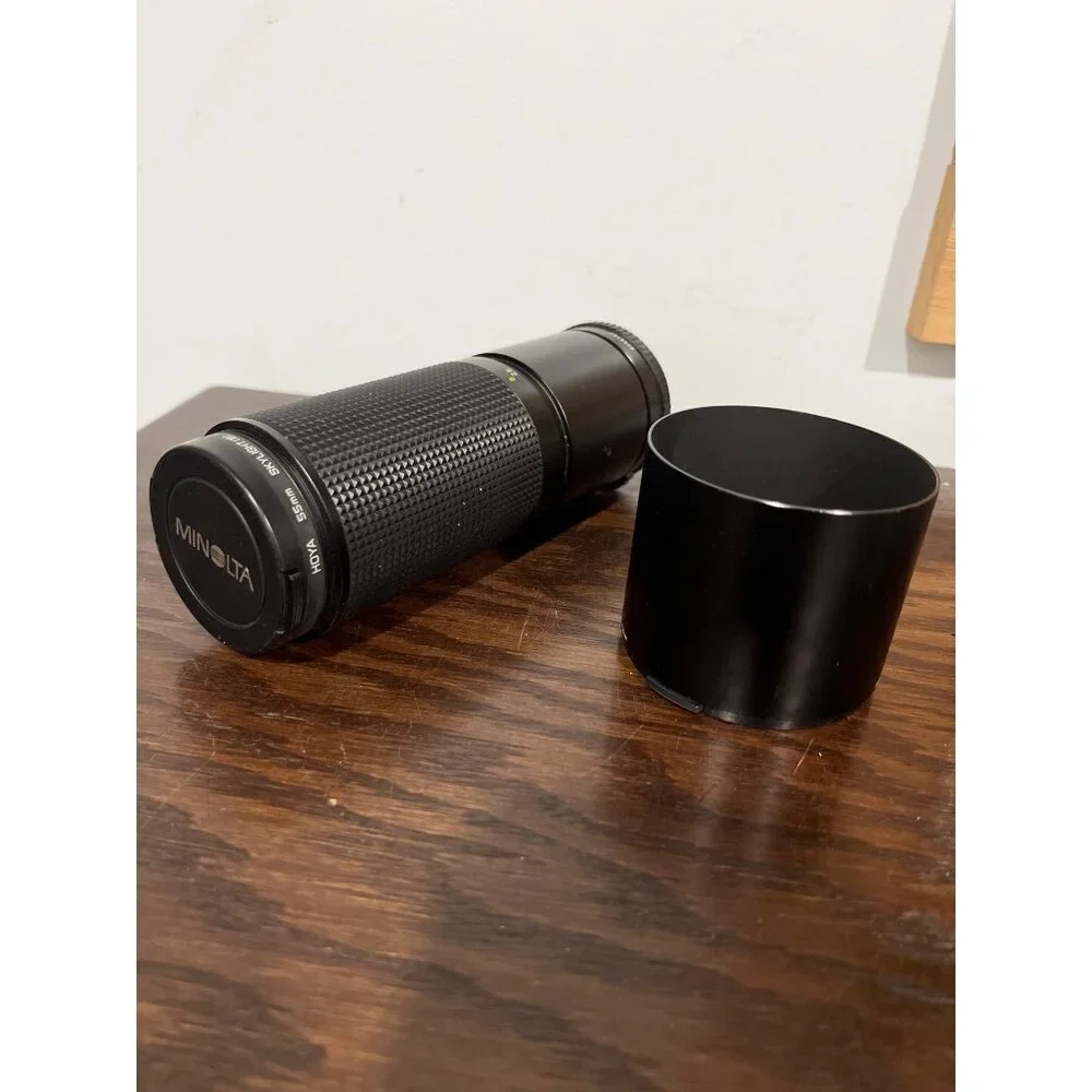 Minolta 100-200mm F5.6 Manual Focus Zoom Lens w/ 55mm Hood & Caps - Vintage